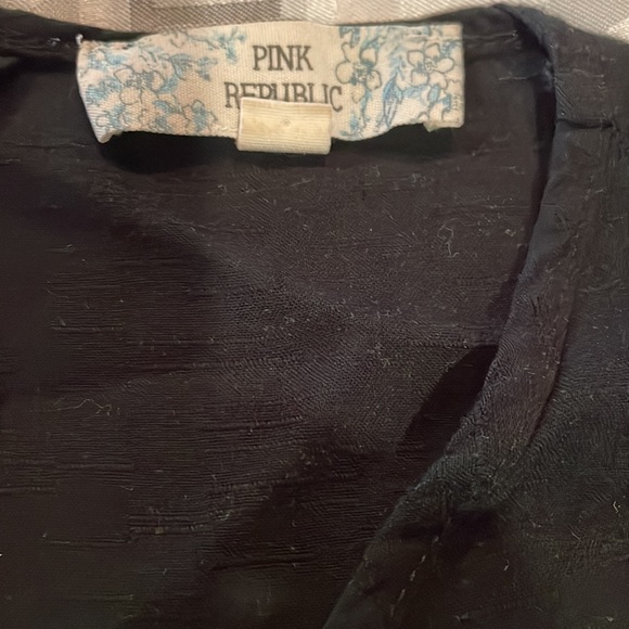 Top - Picture 3 of 3